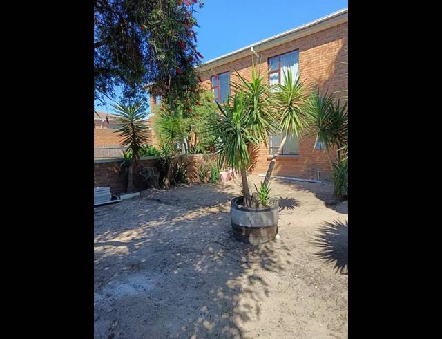 2 BEDROOM PROPERTY TO RENT IN WINDSOR PARK